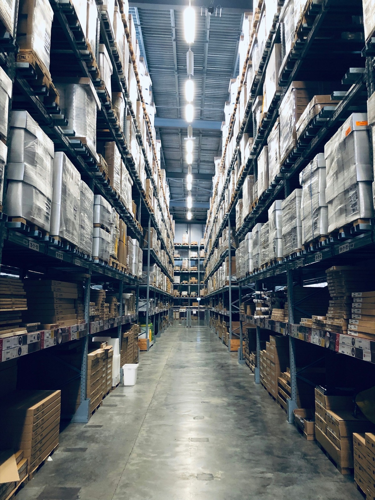 Vrachtwagen van BN Logistics onderweg